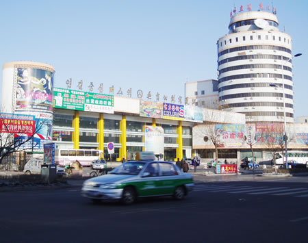 �Ӽ�̩�˃x���x��